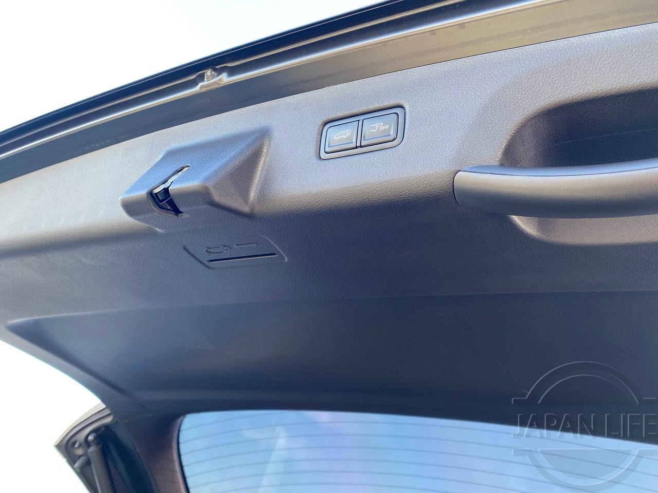 Фото Kia Carnival - Japan Life 