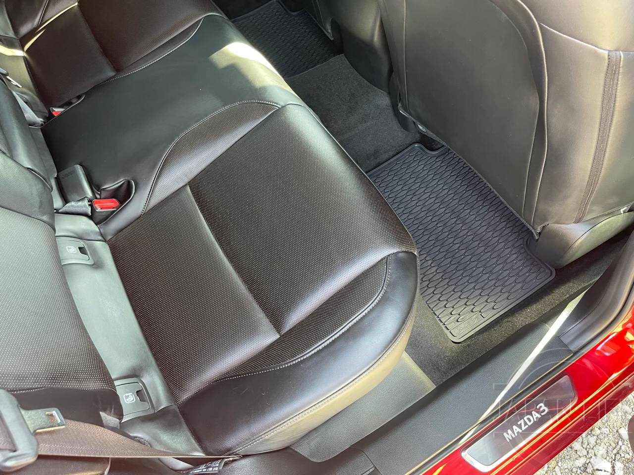 Фото Mazda Mazda3 - Japan Life 