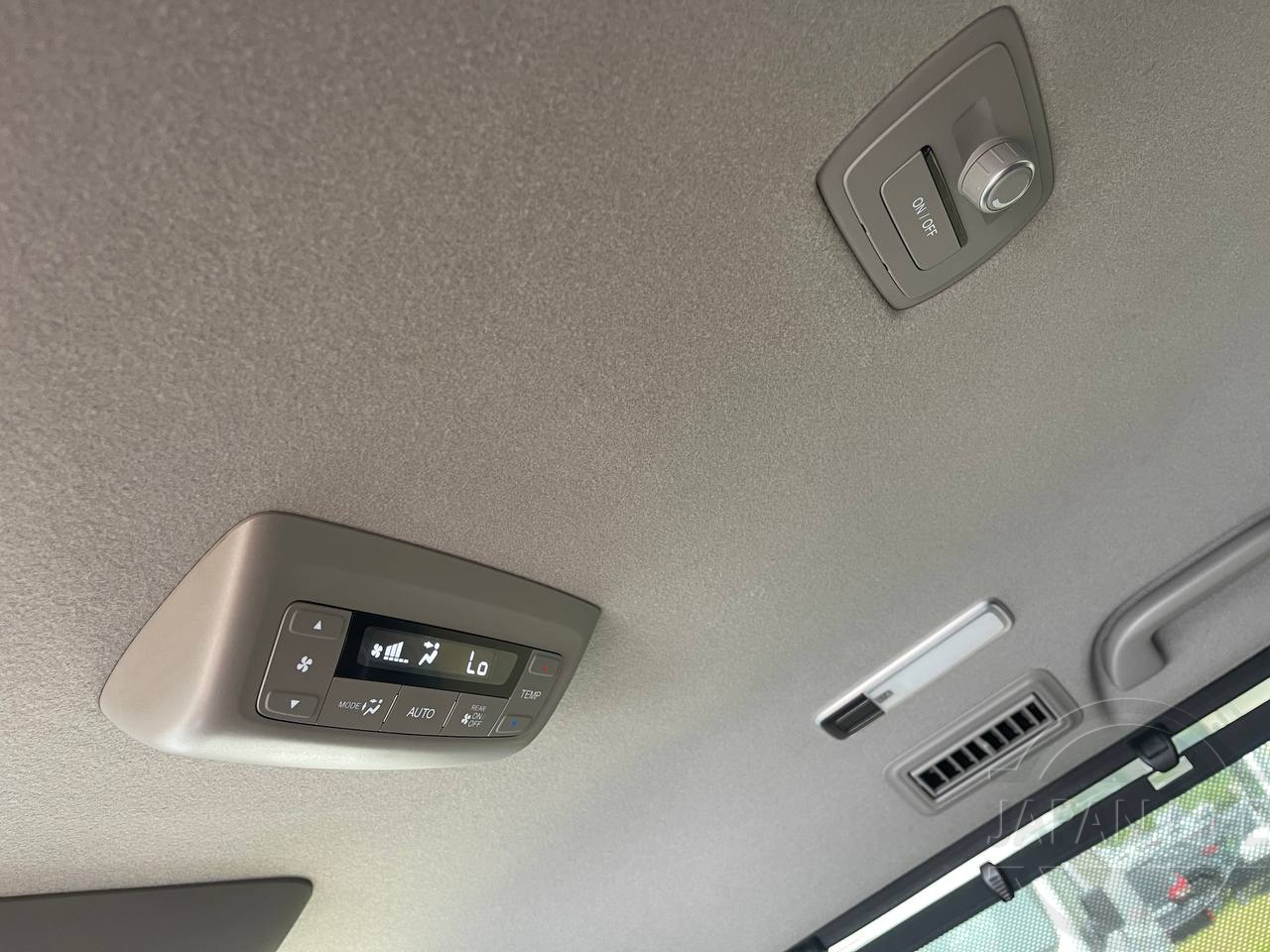 Фото Honda Stepwgn - Japan Life 