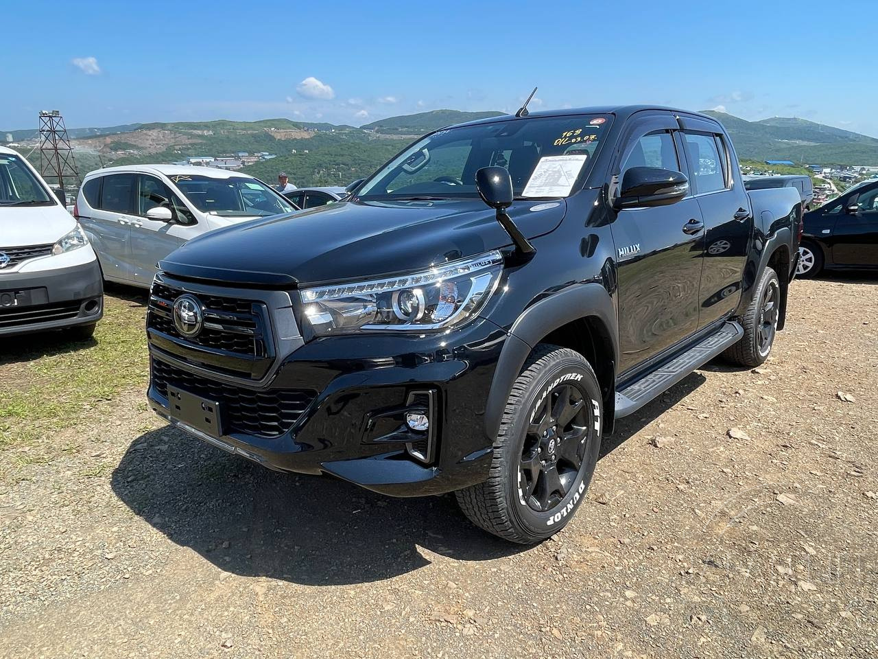 Фото Toyota Hilux - Japan Life 