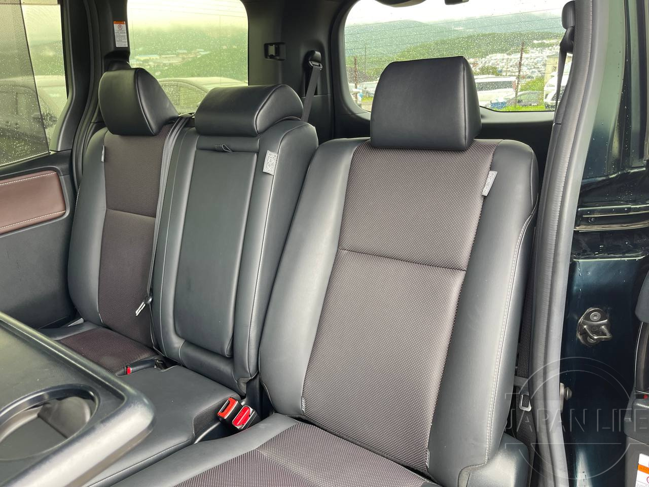 Фото Toyota Esquire - Japan Life 