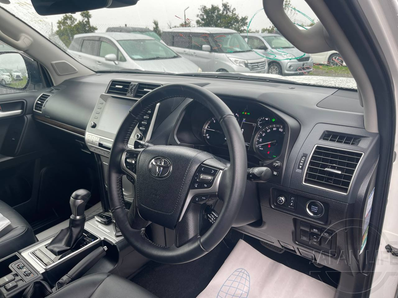 Фото Toyota Land Cruiser Prado - Japan Life 