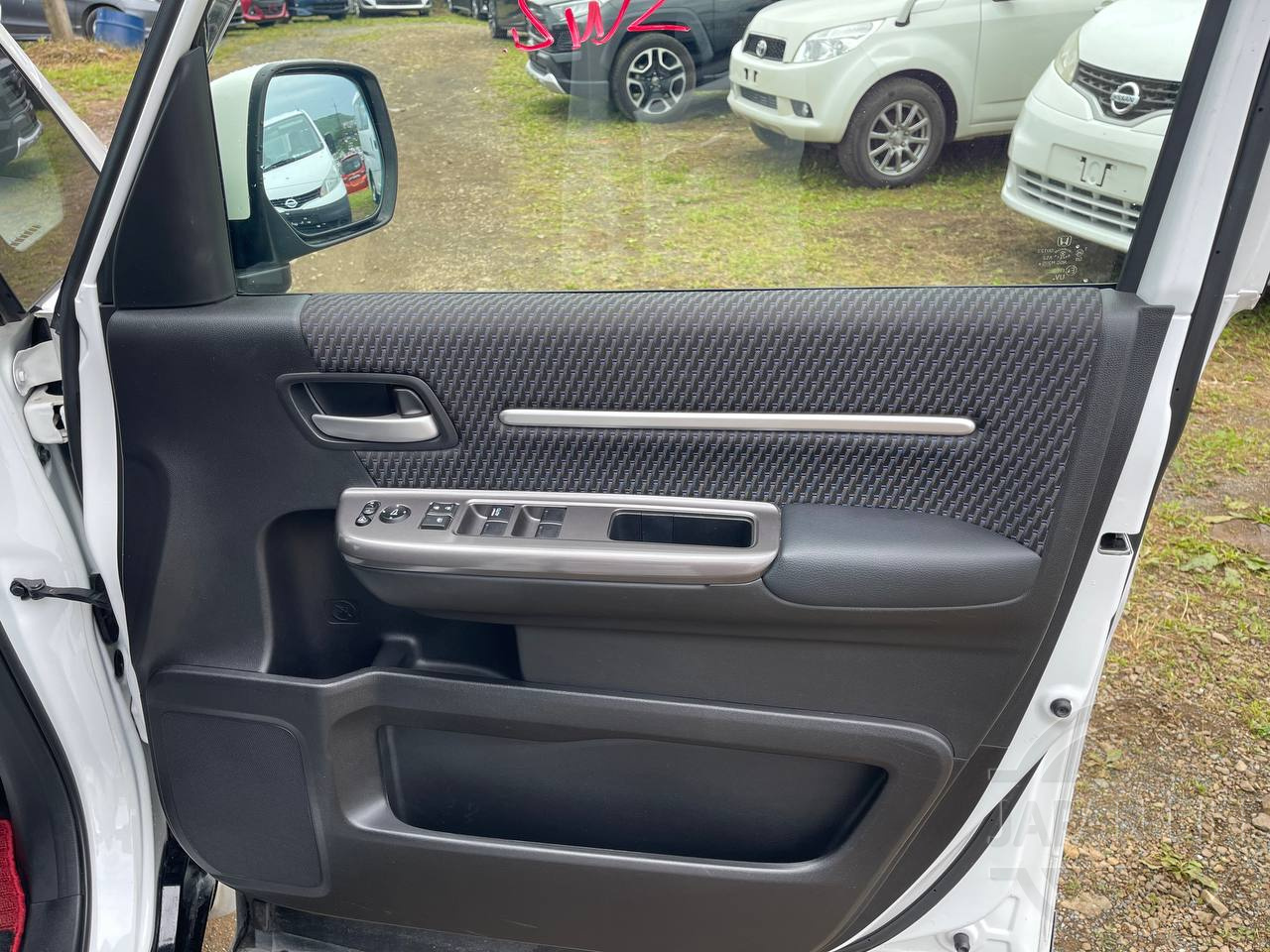 Фото Honda Stepwgn - Japan Life 