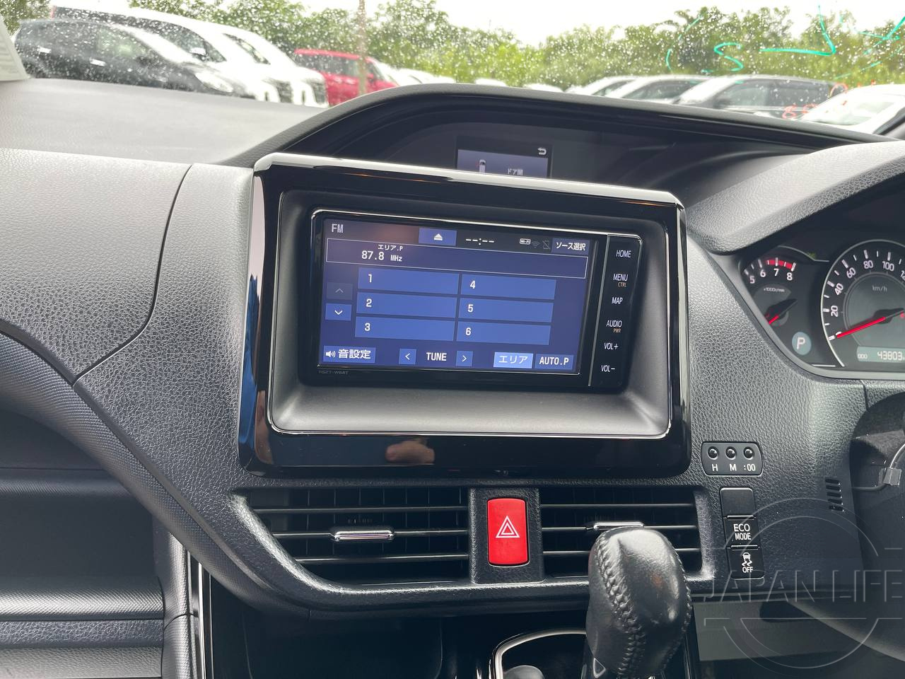 Фото Toyota Noah - Japan Life 