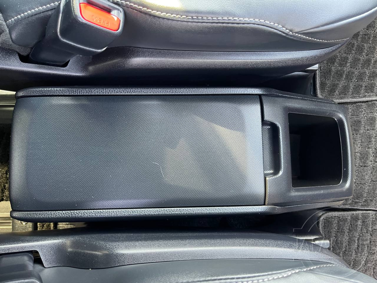 Фото Toyota Esquire - Japan Life 