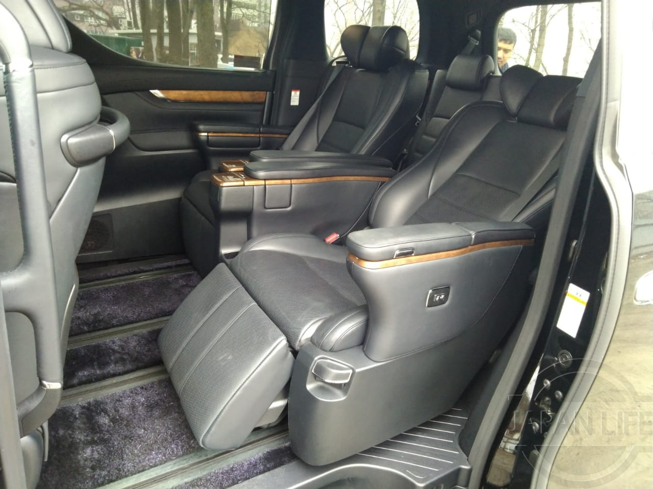 Фото Toyota Alphard Executive Lounge - Japan Life 