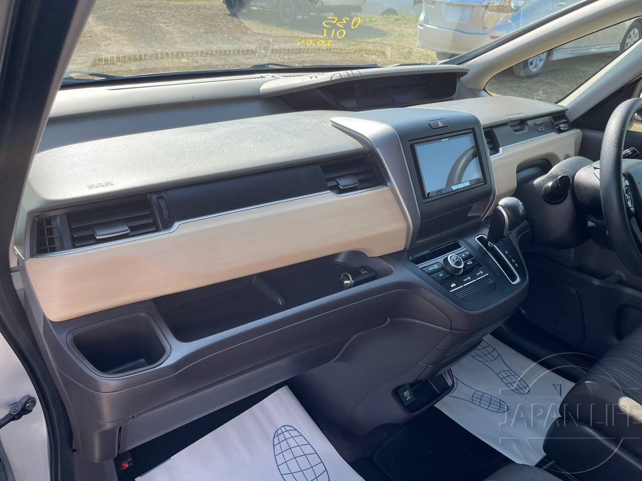 Фото Honda Freed - Japan Life 