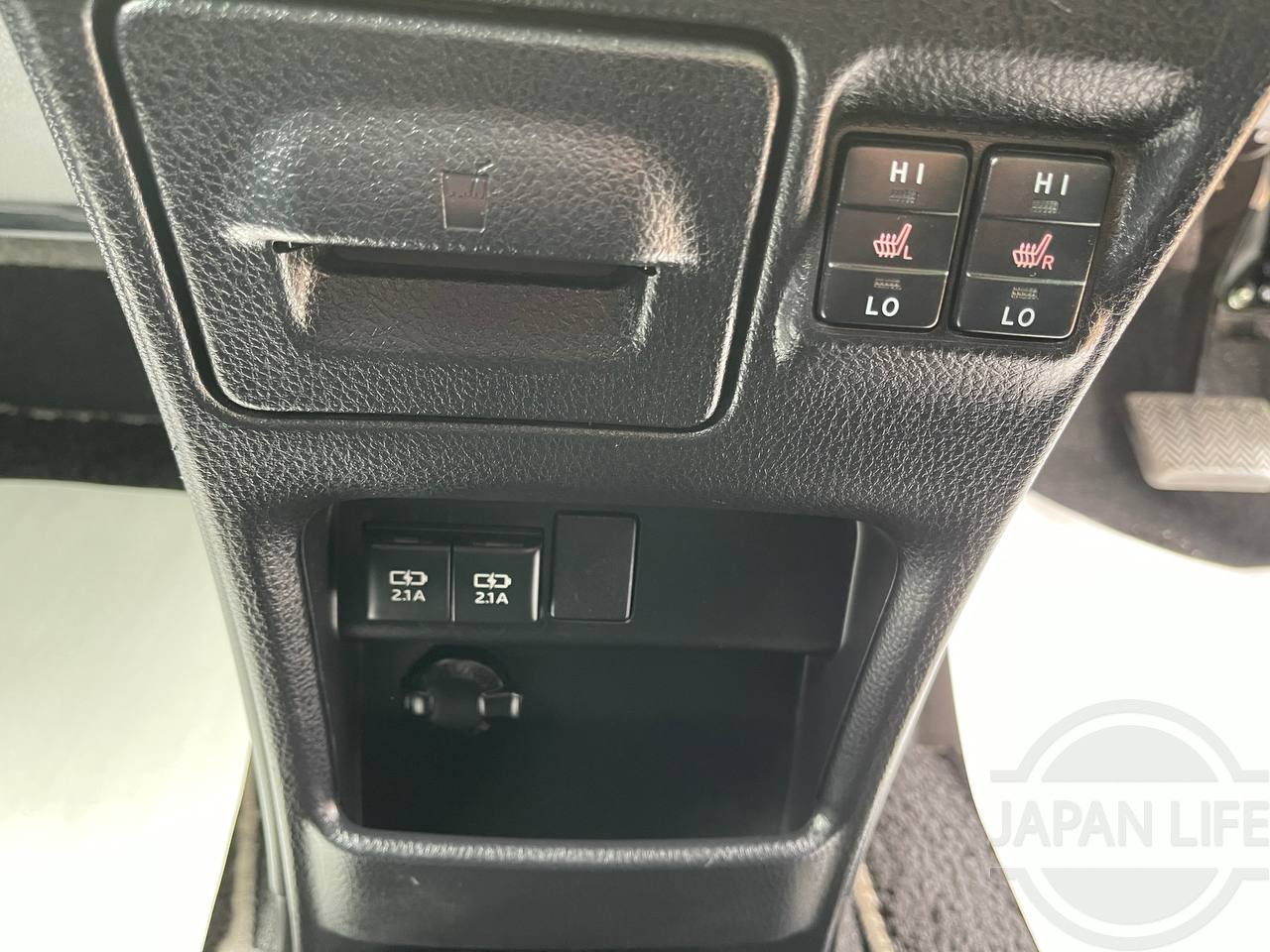 Фото Toyota Esquire - Japan Life 