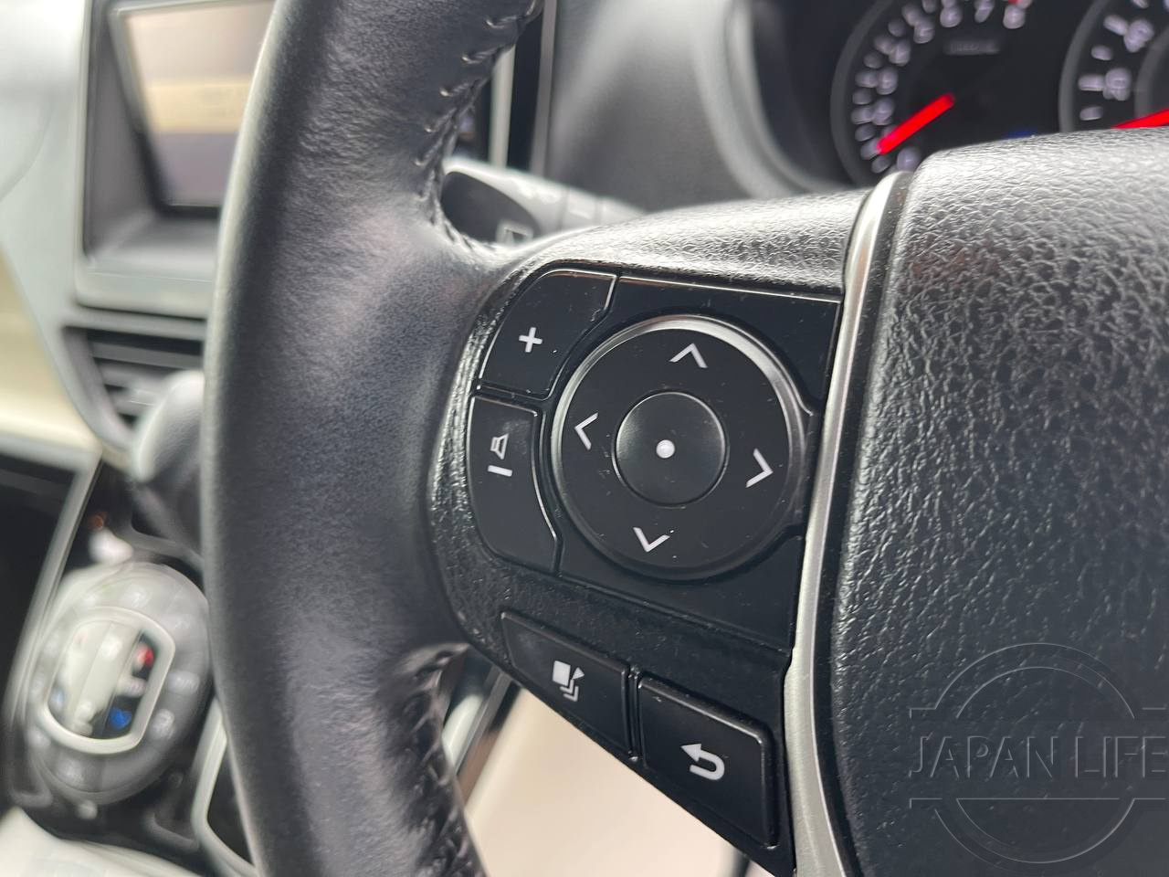 Фото Toyota Noah - Japan Life 