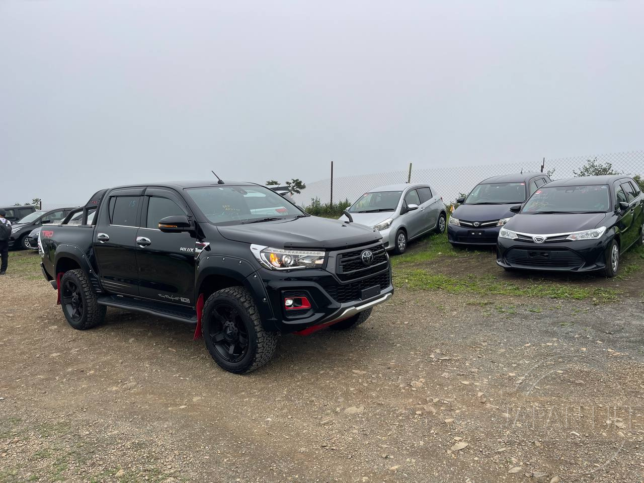 Фото Toyota Hilux - Japan Life 