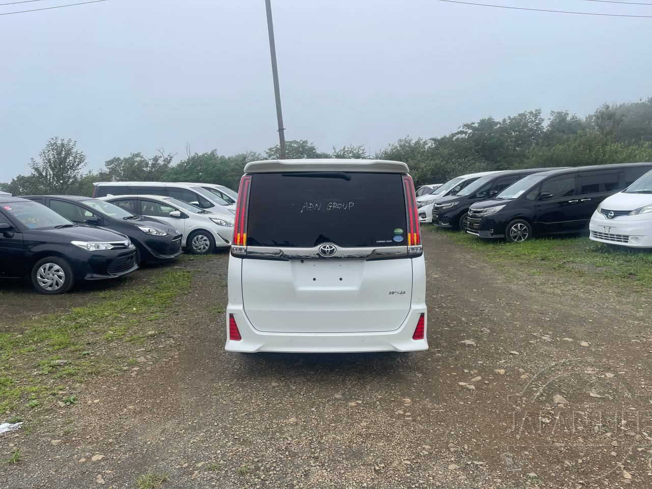 Фото Toyota Noah - Japan Life 