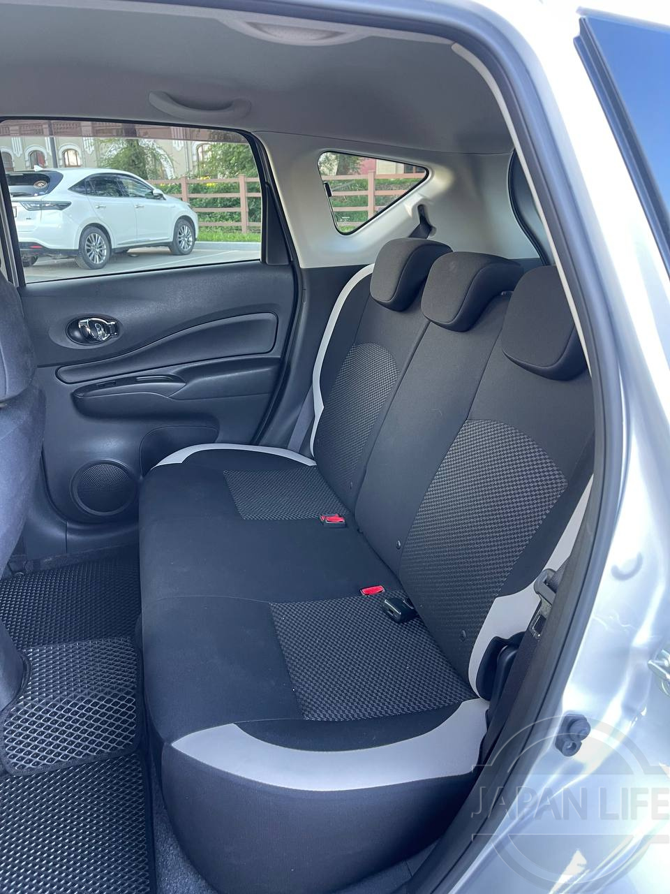 Фото Nissan Note - Japan Life 