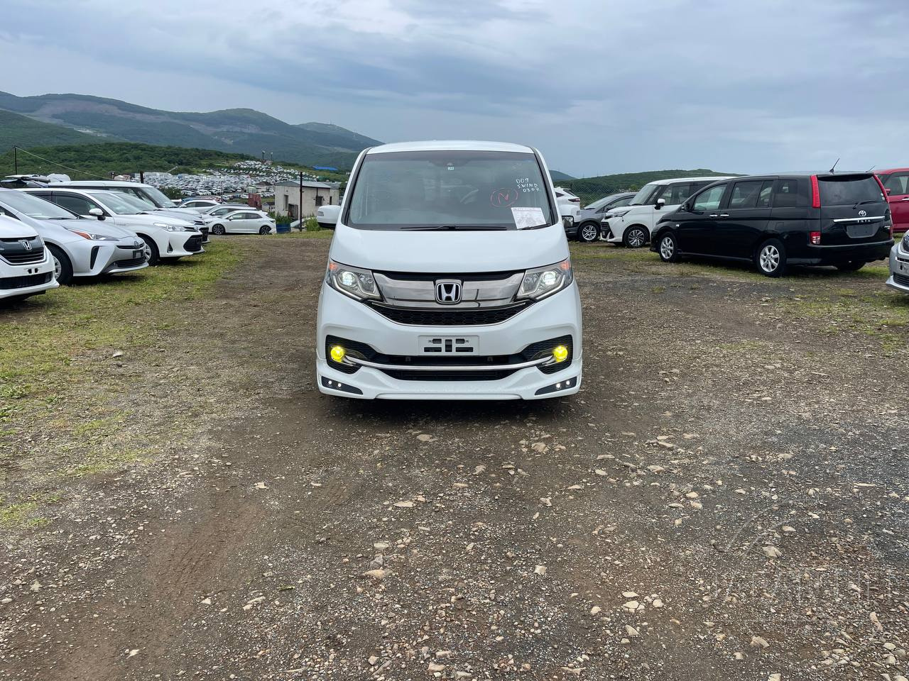 Фото Honda Stepwgn - Japan Life 