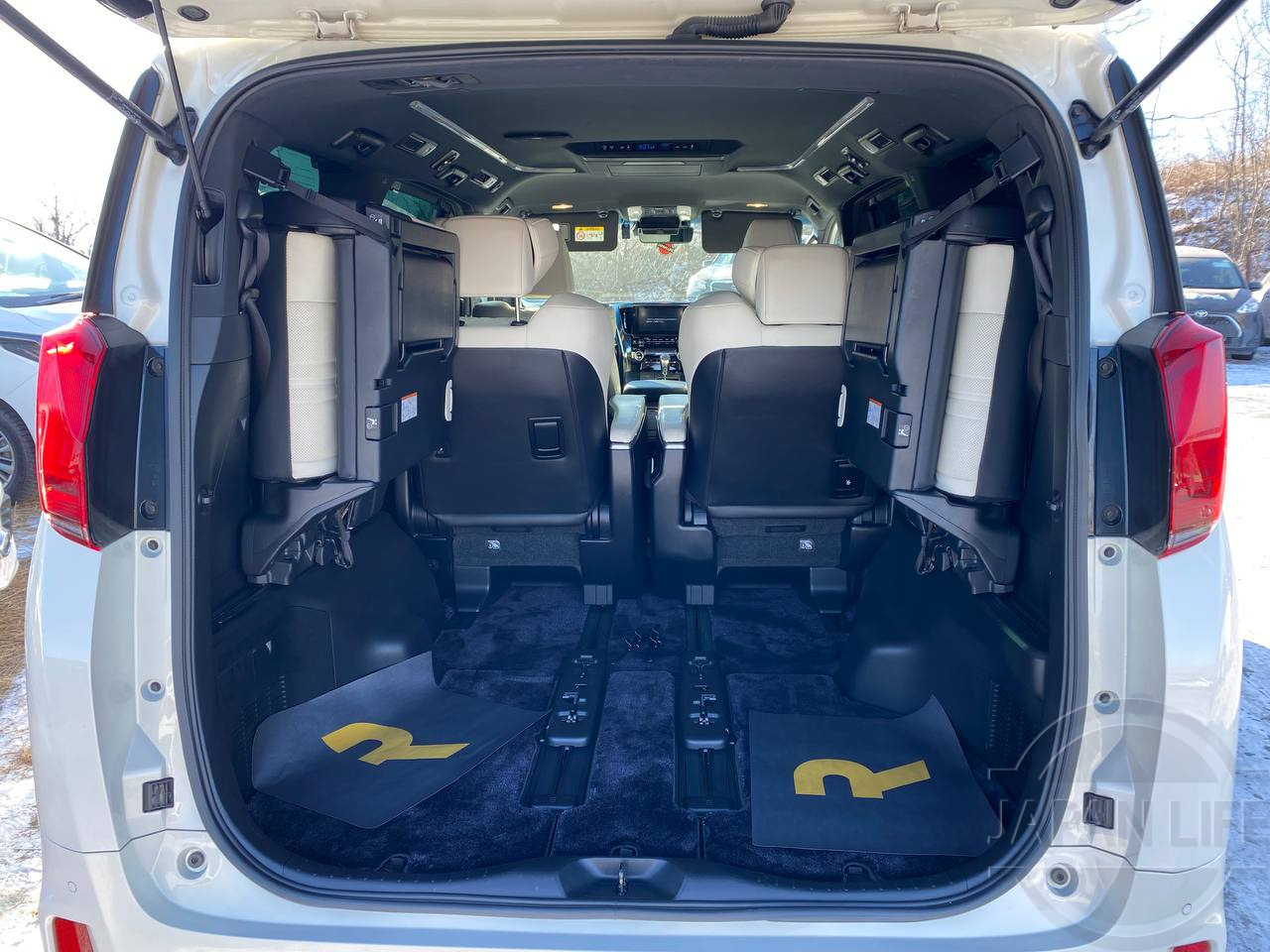 Фото Toyota Alphard - Japan Life 