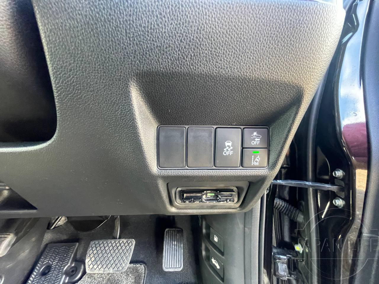 Фото Honda Stepwgn - Japan Life 