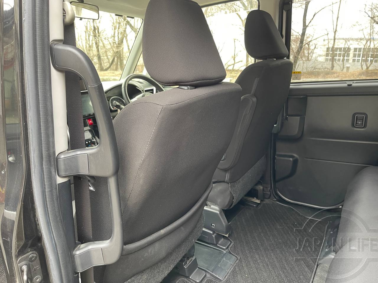 Фото Toyota Tank - Japan Life 