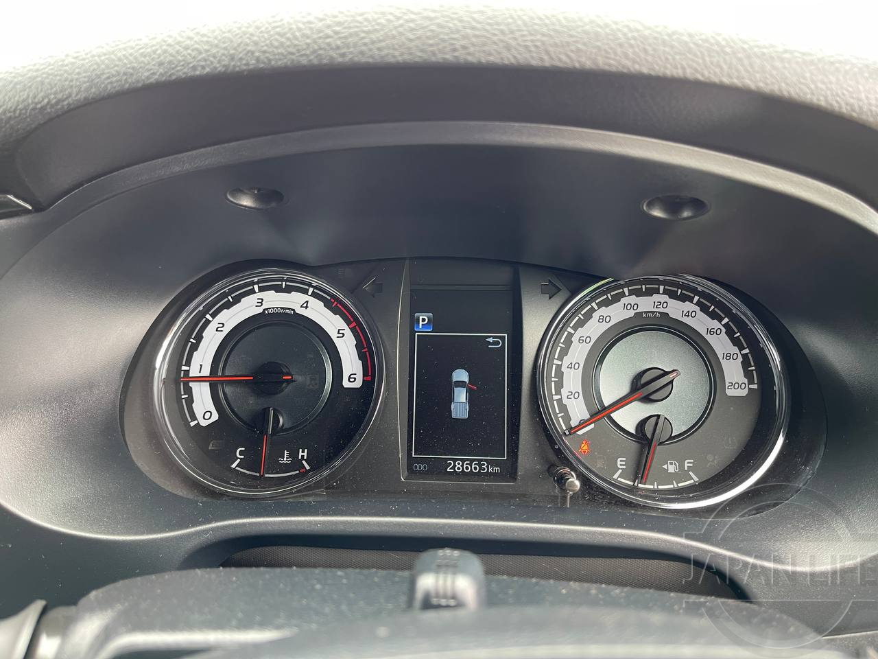 Фото Toyota Hilux - Japan Life 