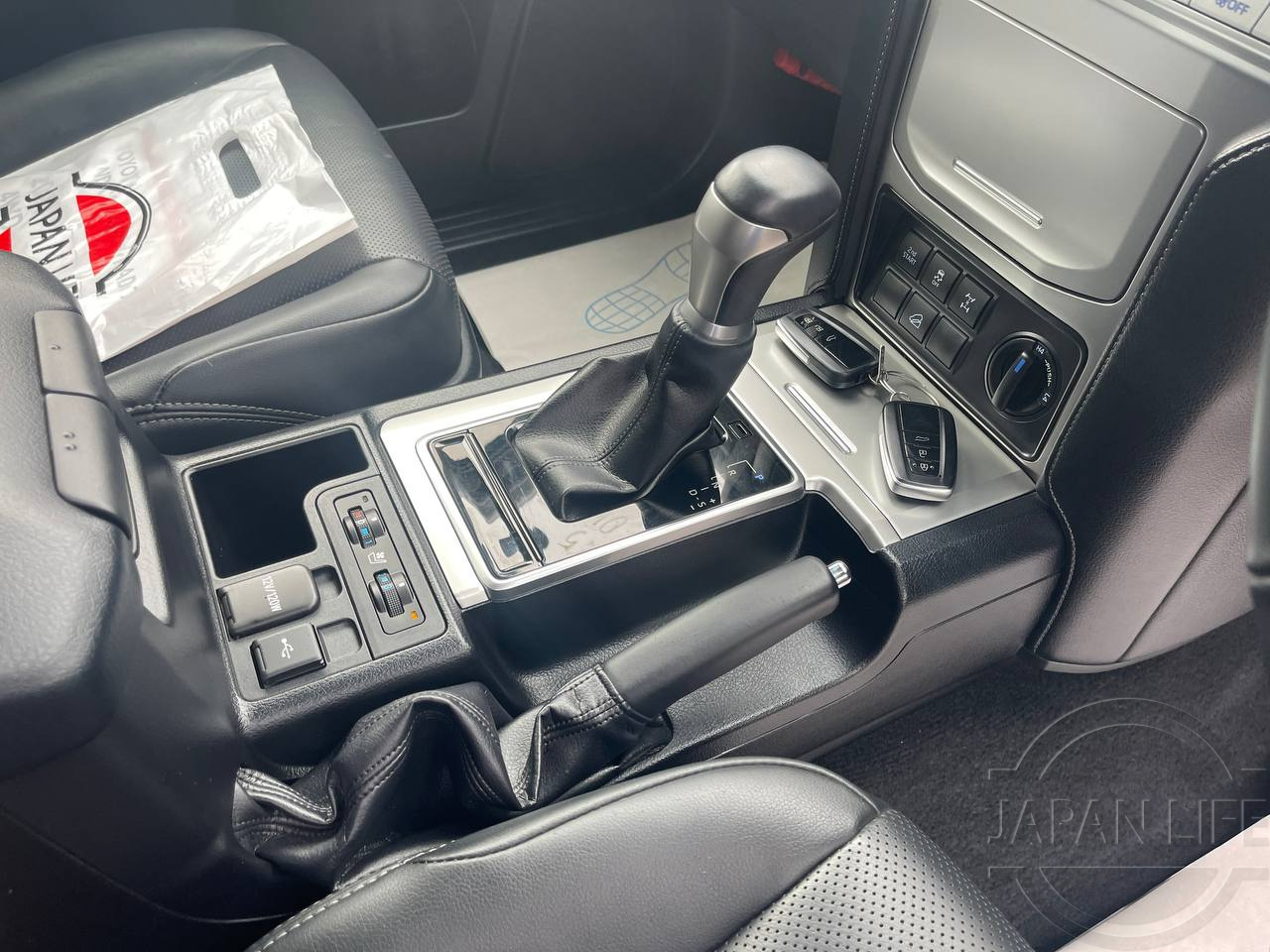 Фото Toyota Land Cruiser Prado - Japan Life 