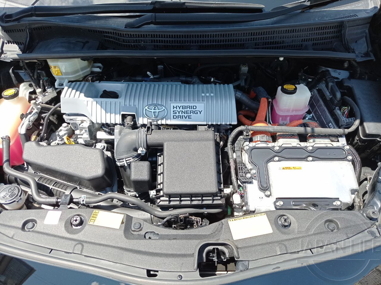 Фото Toyota Prius - Japan Life 