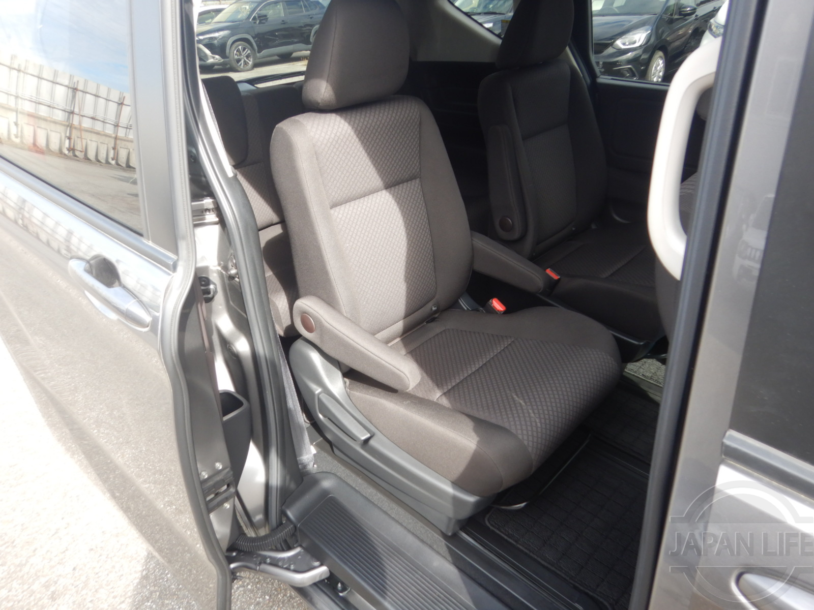 Фото Honda Freed - Japan Life 