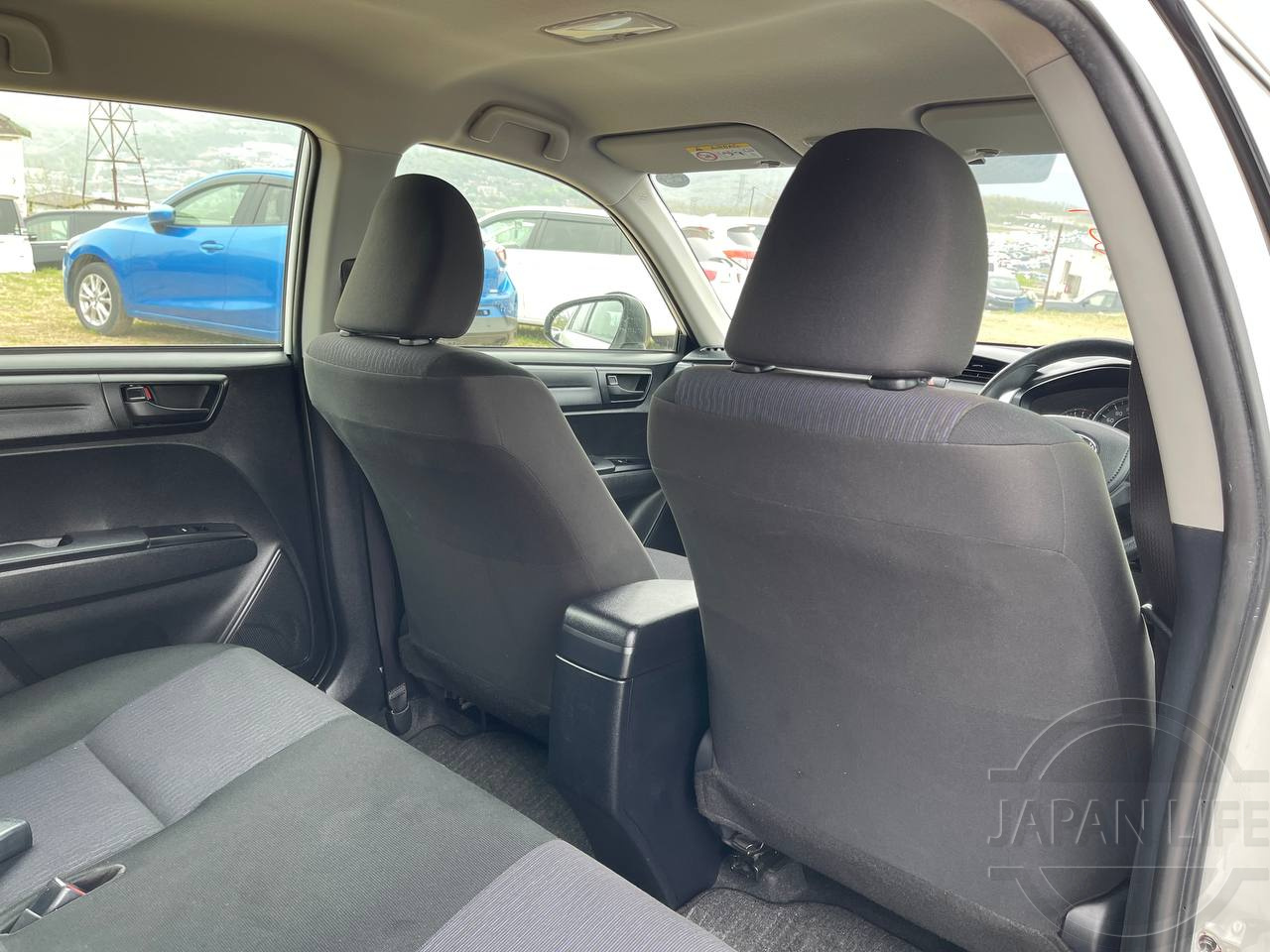 Фото Toyota Corolla Fielder - Japan Life 