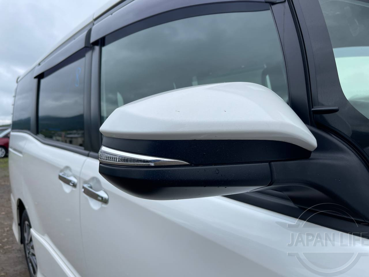 Фото Toyota Noah - Japan Life 