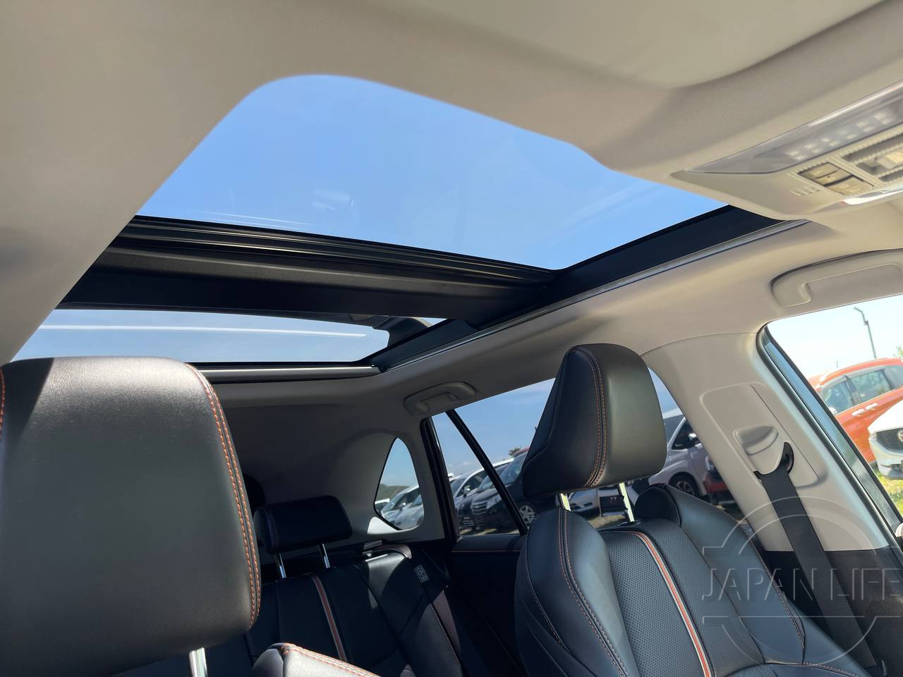 Фото Toyota RAV4 - Japan Life 