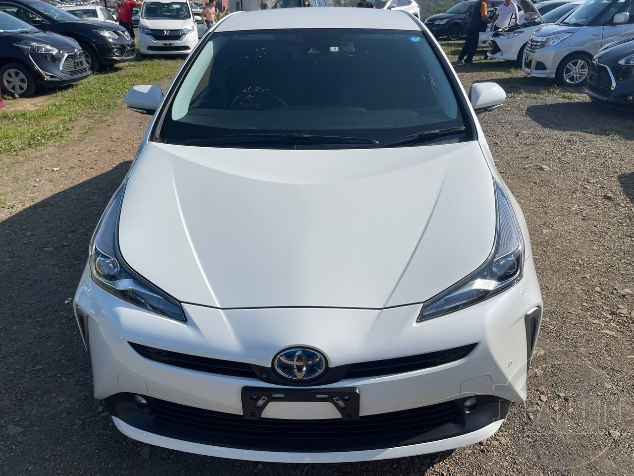 Фото Toyota Prius - Japan Life 