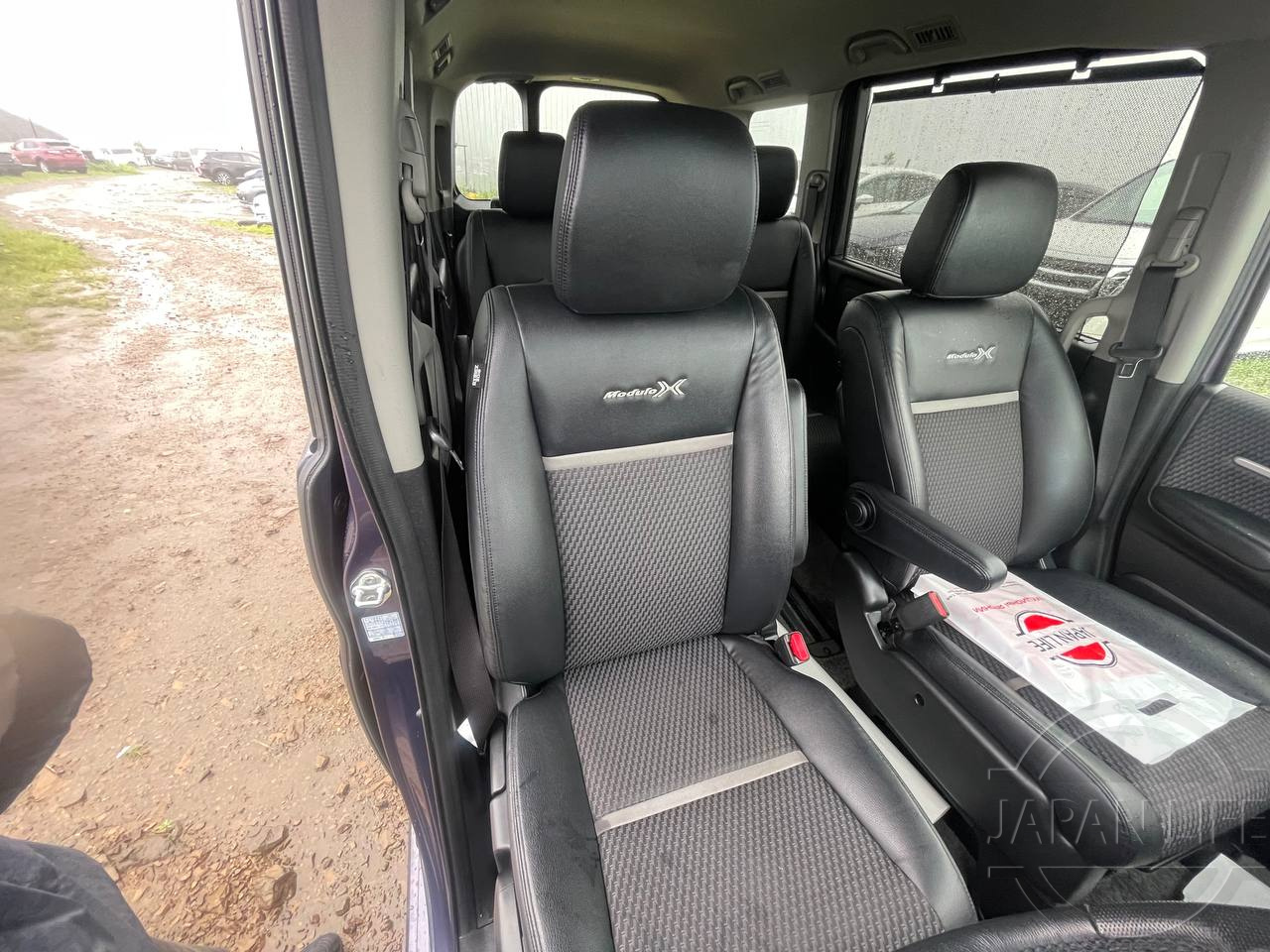 Фото Honda Stepwgn - Japan Life 