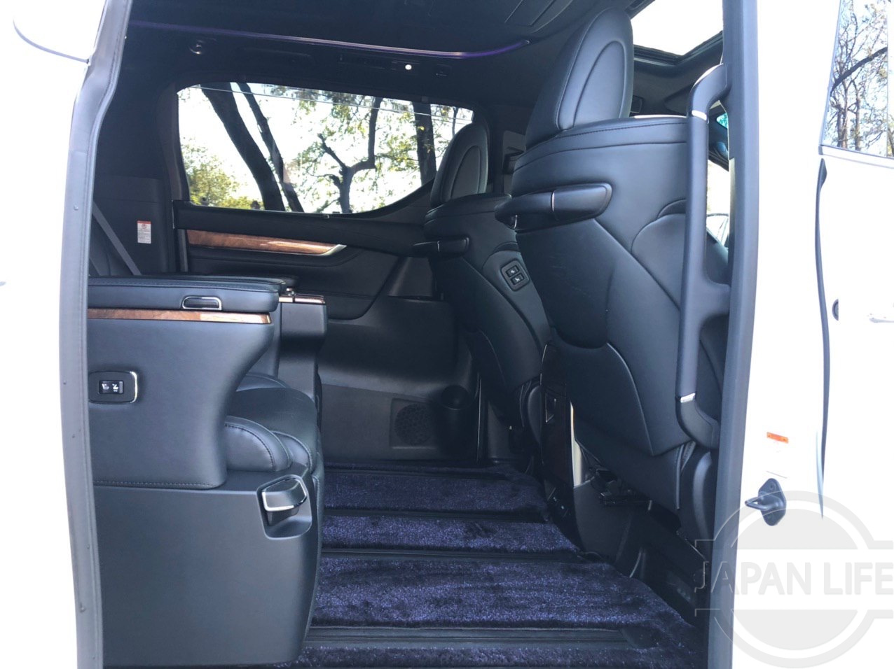 Фото Toyota Alphard Executive Lounge - Japan Life 