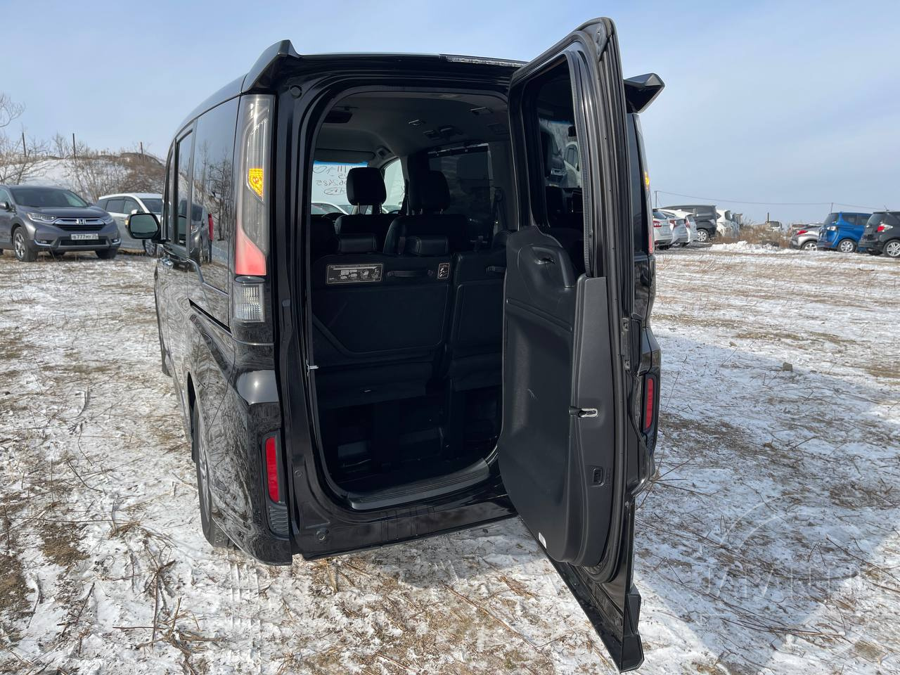 Фото Honda Stepwgn - Japan Life 