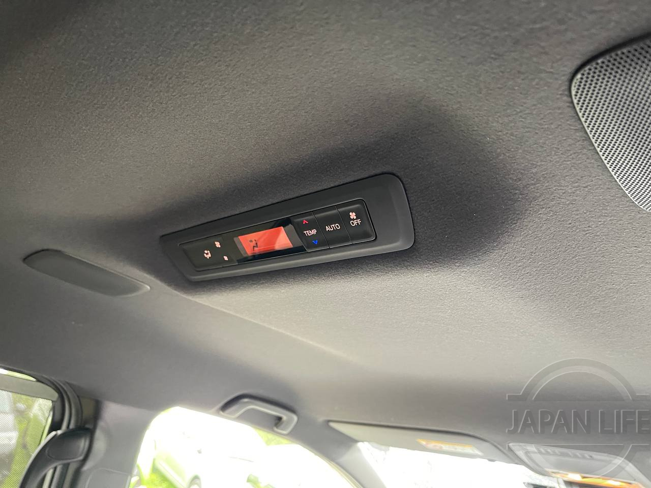 Фото Toyota Noah - Japan Life 