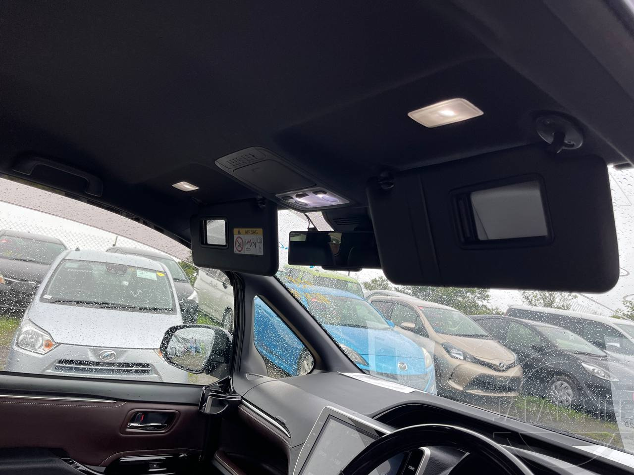 Фото Toyota Esquire - Japan Life 