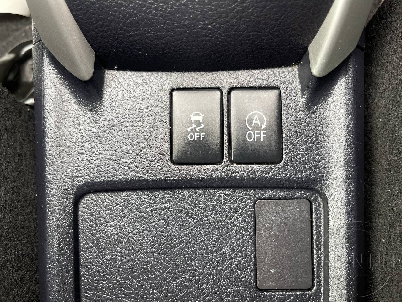 Фото Toyota Corolla Fielder - Japan Life 