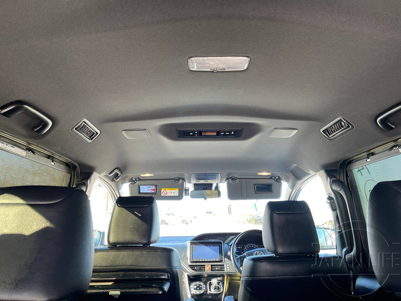 Фото Toyota Esquire - Japan Life 