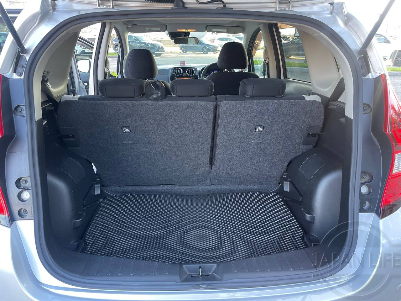 Фото Nissan Note - Japan Life 