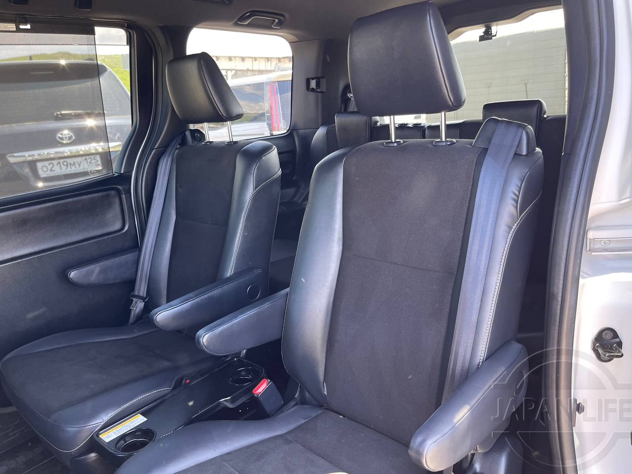 Фото Toyota Noah - Japan Life 