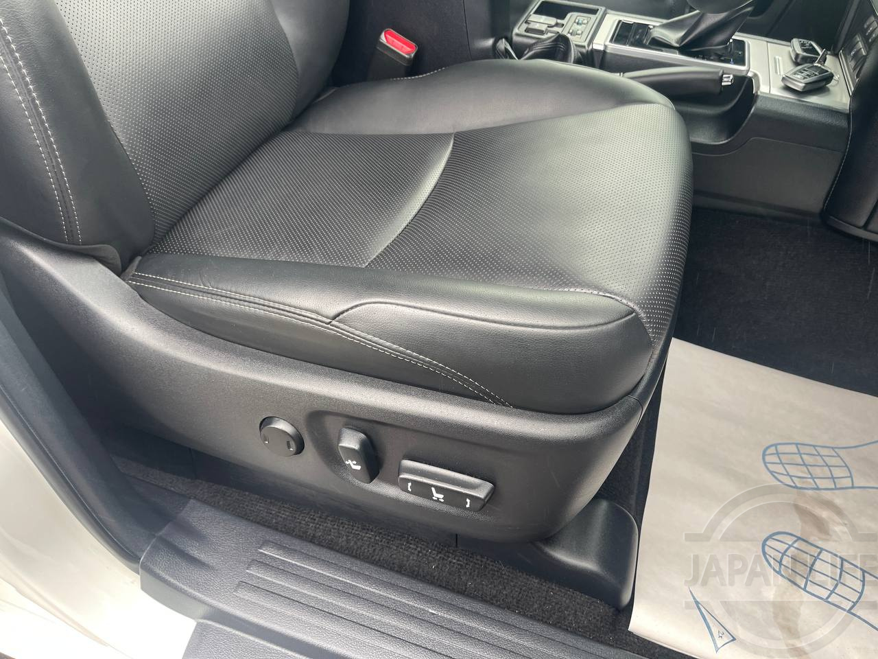 Фото Toyota Land Cruiser Prado - Japan Life 