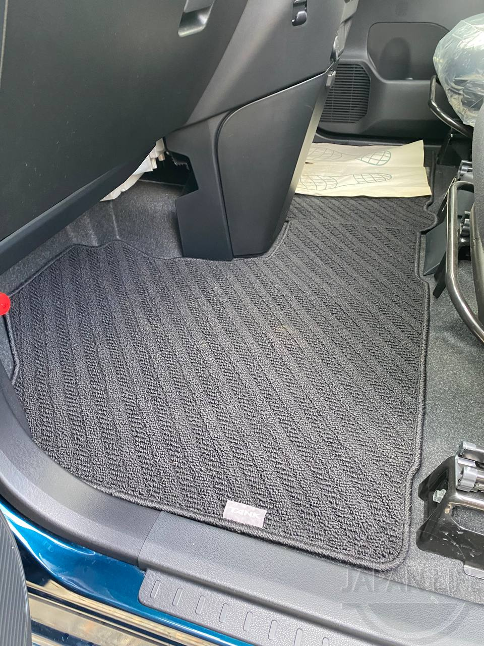 Фото Toyota Tank - Japan Life 