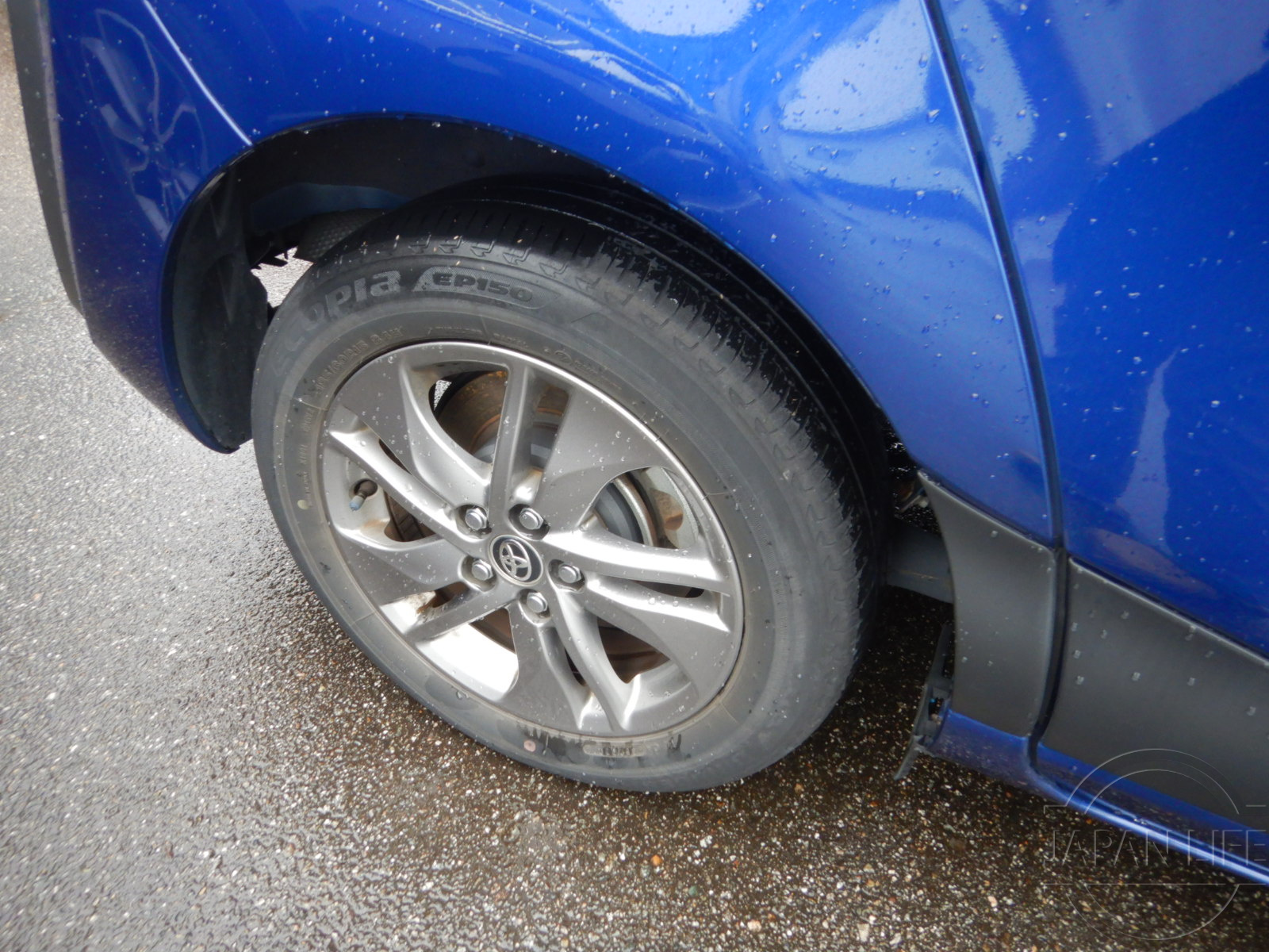 Фото Toyota Sienta - Japan Life 