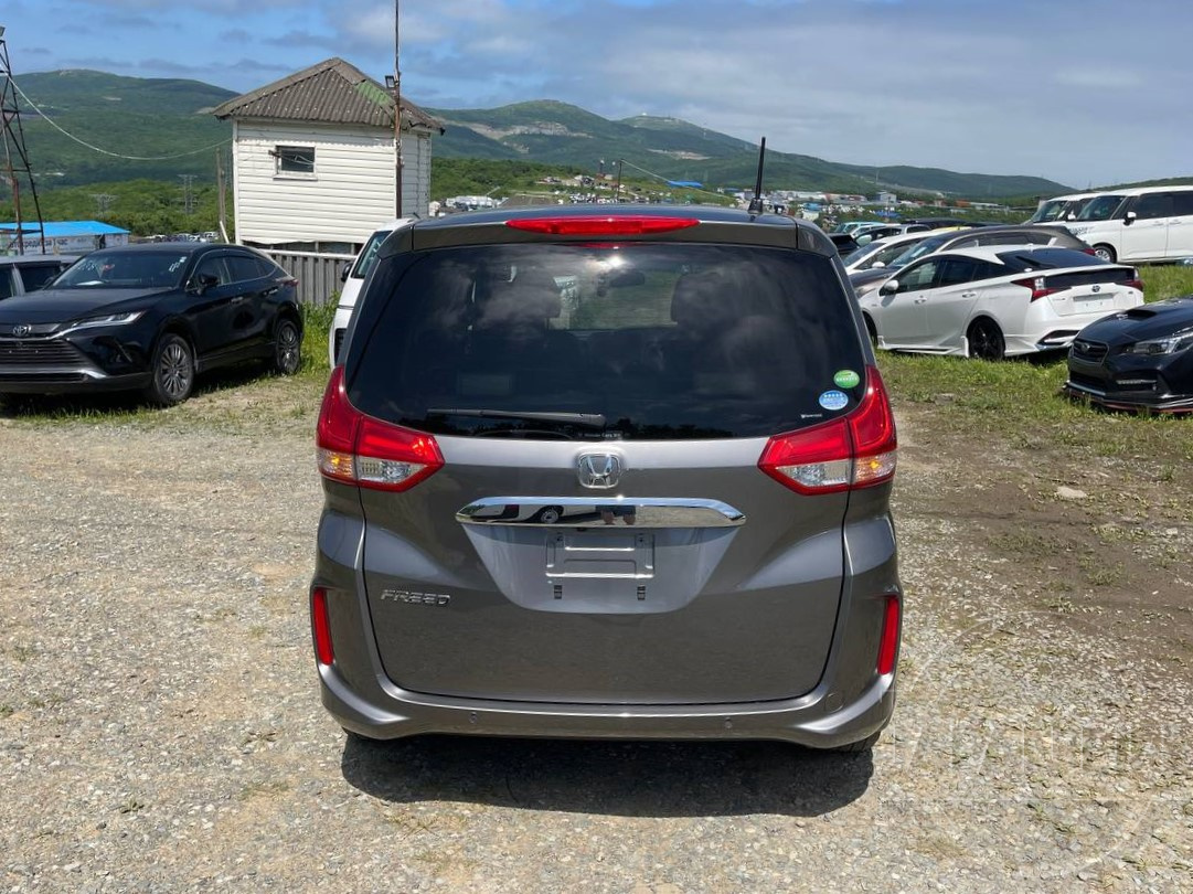 Фото Honda Freed - Japan Life 