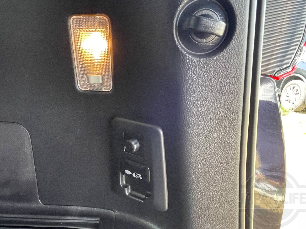 Фото Toyota Alphard - Japan Life 