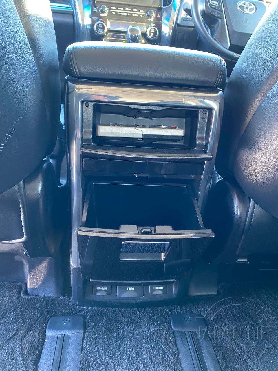 Фото Toyota Alphard - Japan Life 