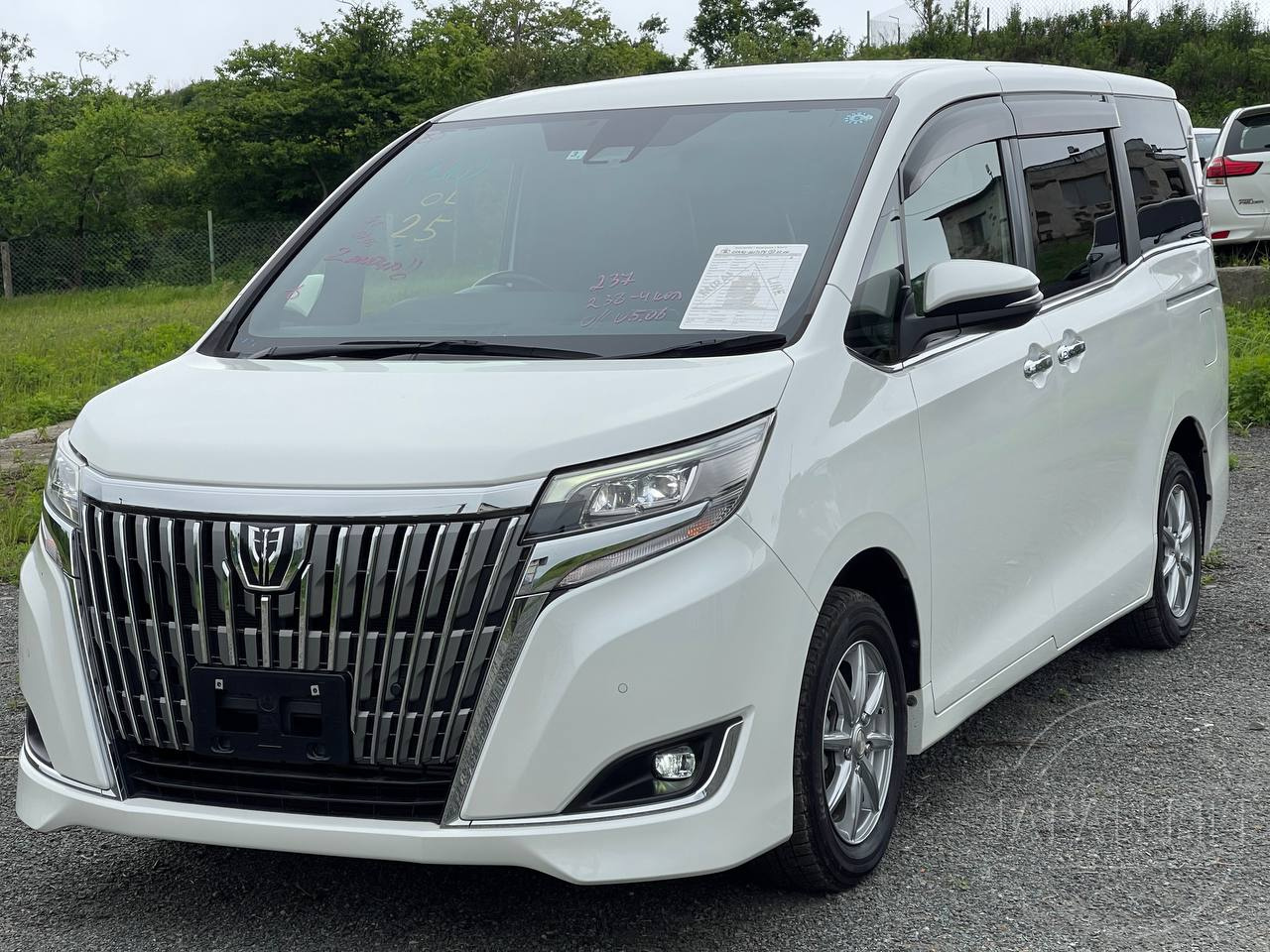 Фото Toyota Esquire - Japan Life 