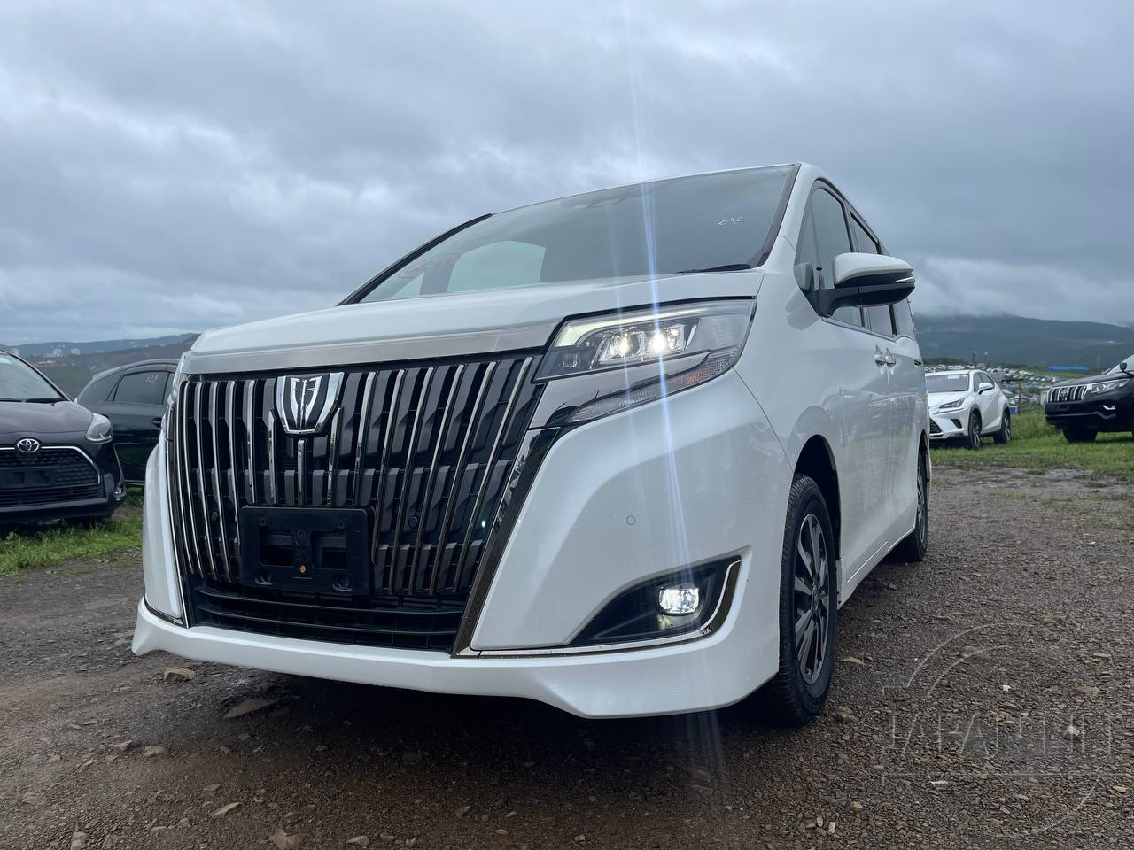 Фото Toyota Esquire - Japan Life 