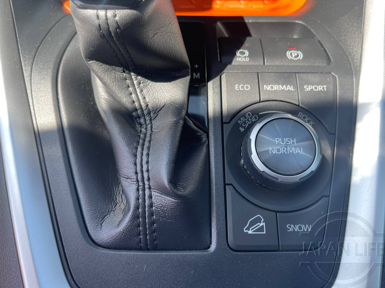 Фото Toyota RAV4 - Japan Life 