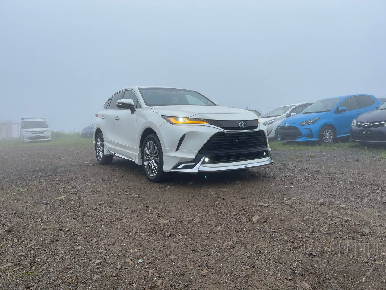 Фото Toyota Harrier - Japan Life 