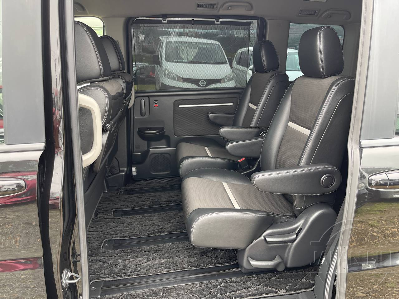 Фото Honda Stepwgn - Japan Life 