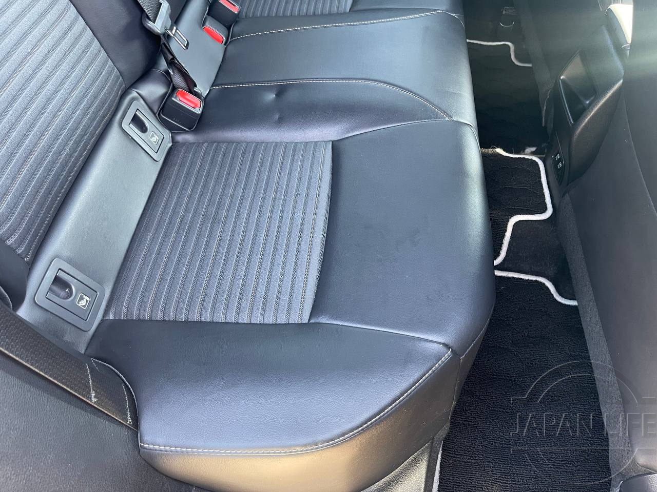 Фото Toyota Corolla - Japan Life 