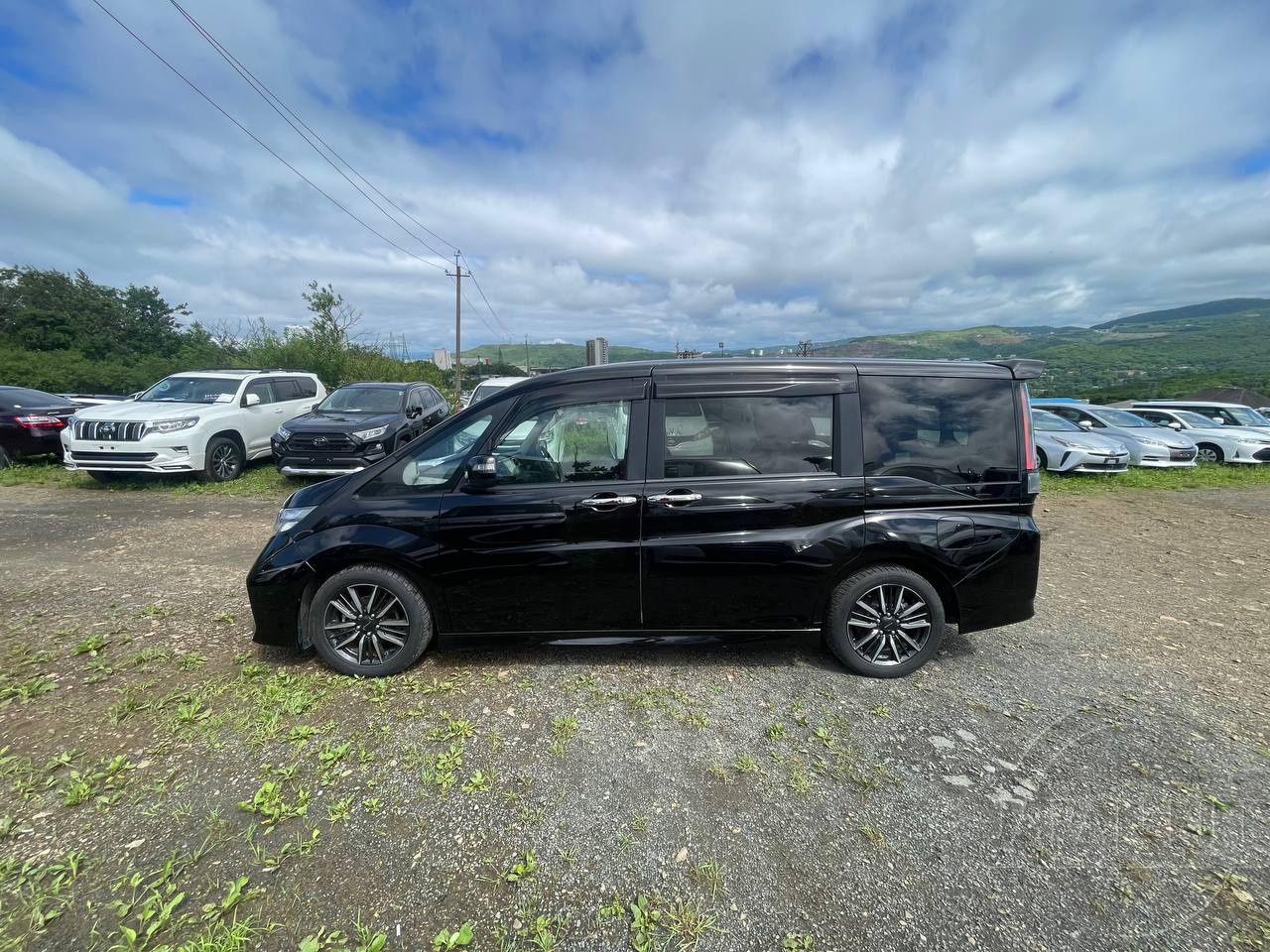 Фото Honda Stepwgn - Japan Life 